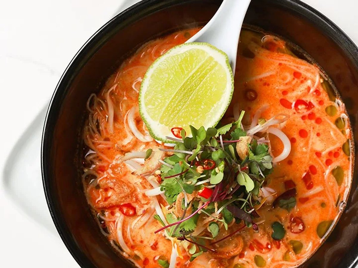 Cozy Method Park City breakfast and brunch guide: chicken laksa noodle soup at Harvest in Park City