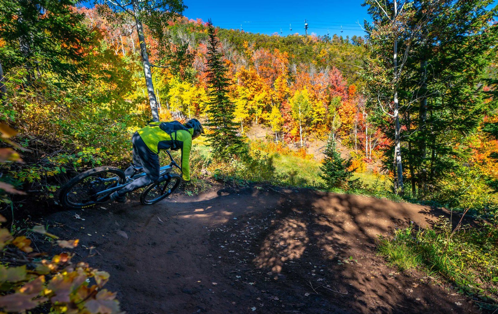 Cozy Method Park City experiences guide: fall color along a mellow mountain bike trail in Park City, Utah