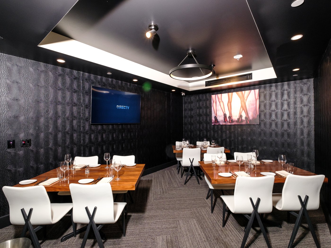 Cozy Method steakhouse guide: a private dining room with leather banquettes at STK Steakhouse in Salt Lake City